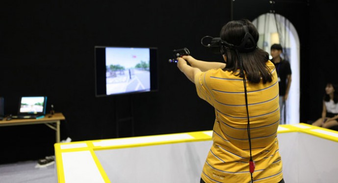 한국원자력통제기술원이 개발한 VR-NET은 1인칭 슈팅 게임처럼 구현돼 평소 경험하기 힘들거나 불가능한 상황을 실제처럼 생생하게 체험할 수 있다.